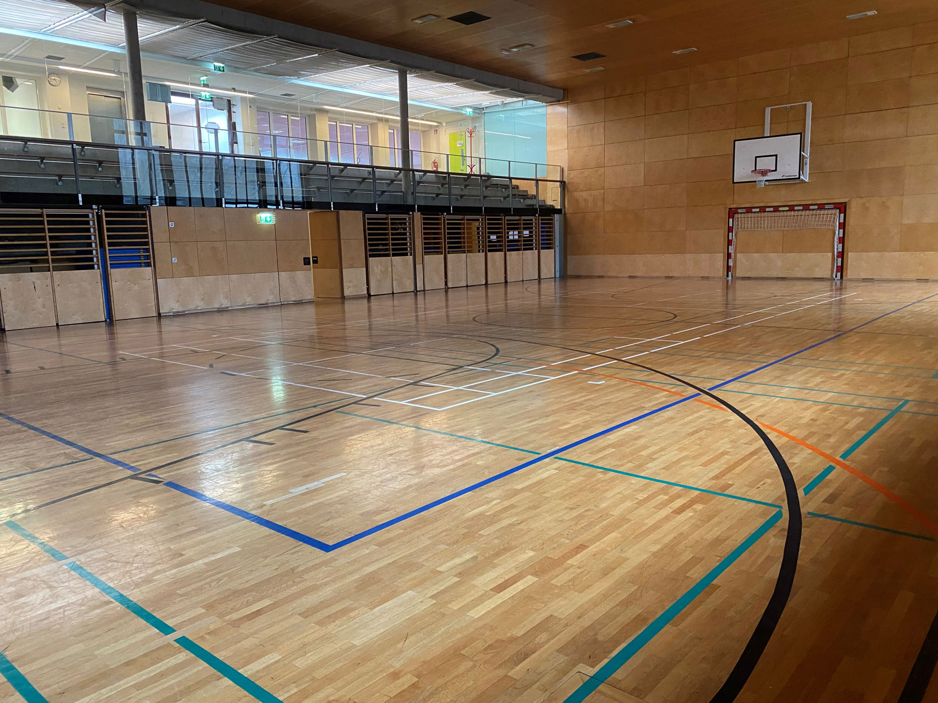 Halle A2 (345m²) - Handball, Fußball, Volleyball, Basketball, Badminton